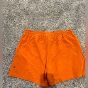 Luluemon pace breaker shorts 5” XL